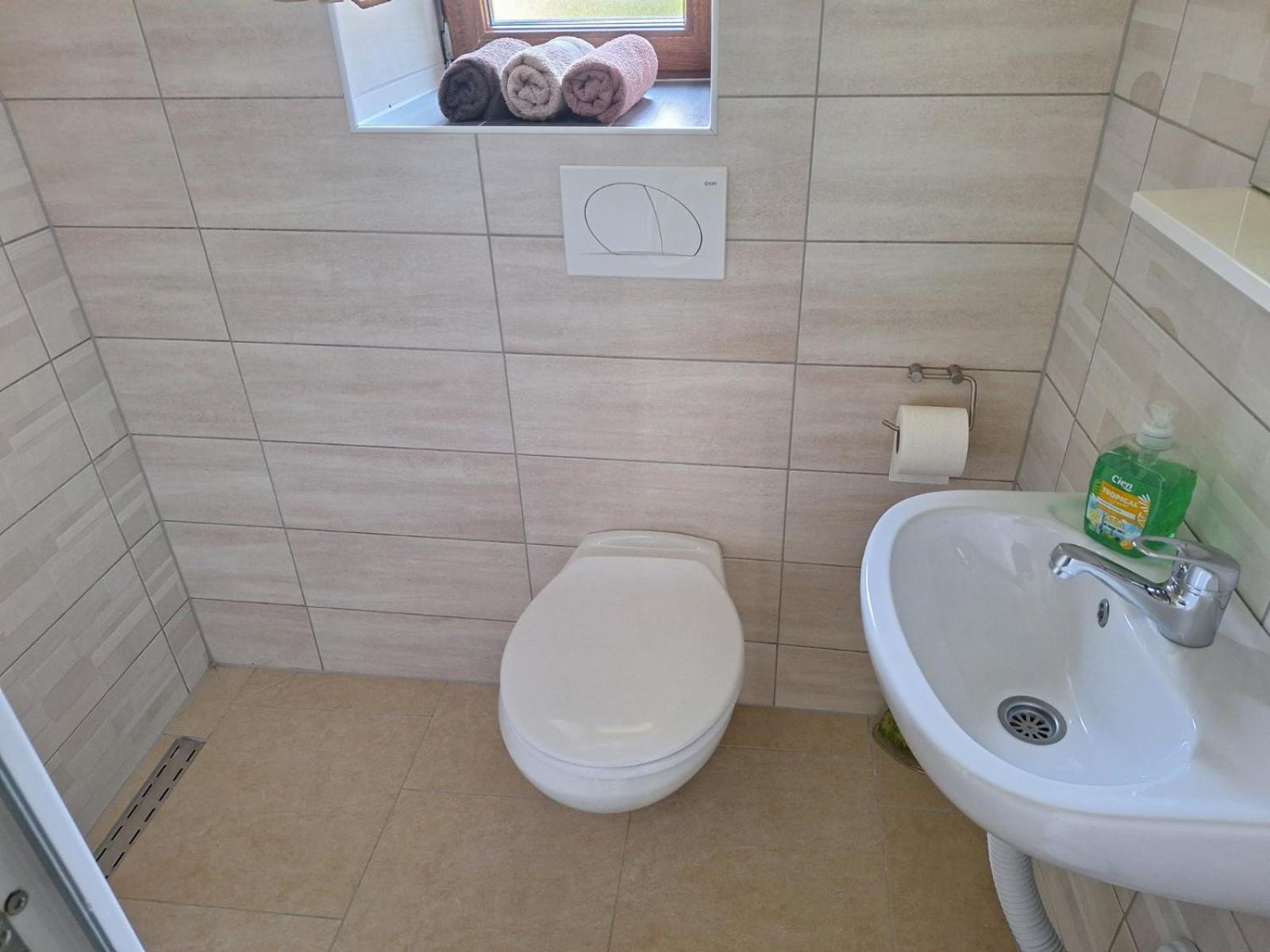 Villa Alma Vipava Bagian luar foto